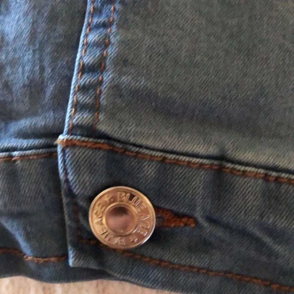 Women’s blue age button Jean stretchy jacket - Picture 12 of 16